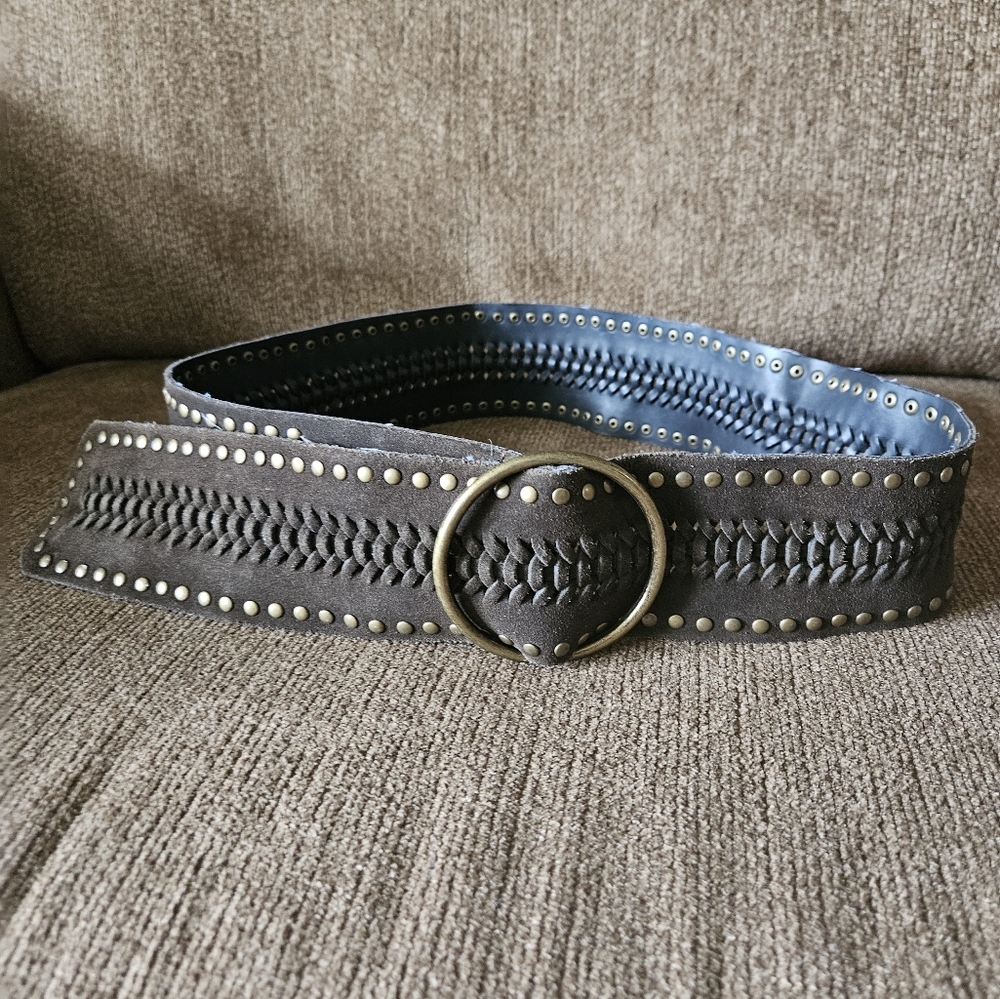 Leather belt